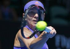 Babak Kedua, Halep Akan...