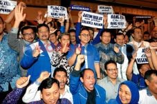 Hatta - Zulkifli Harus...