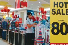 Perdana, Centro Gelar...