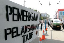 Langgar Aturan Tarif,...