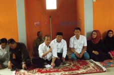 Marwan Jafar Tampung...