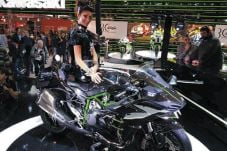 Kuota Kawasaki H2 Tinggal...