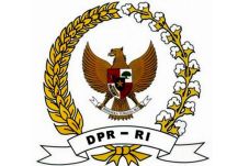 DPR Beri Tenggat Presiden...