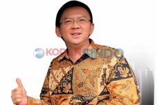 Ahok Akan Kaji Ulang...