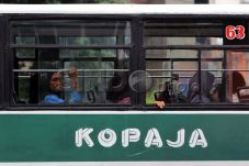 Ahok Belum Teken SK...