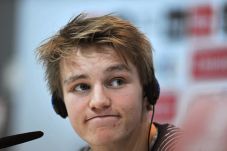 Odegaard Ngarep Kesempatan...