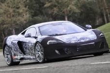 Versi Panas McLaren...
