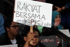 Warga Semarang Ramaikan...