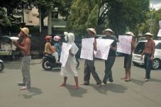Aktivis Jember Jalan...