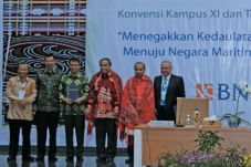 Rektor Ditantang Ciptakan...
