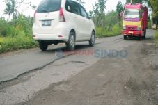 Jalan Alternatif Geblok...