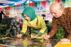 Eldin Resmikan Gedung...