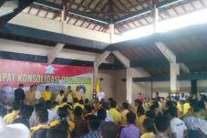 Kader Golkar Bali Minta...