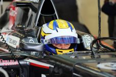 Sauber Copot Seragam...