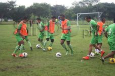 Persebaya Kebingungan...