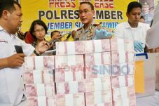 Pecatan Polisi-Guru...