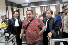 Lagi, 14 Mantan Dewan...