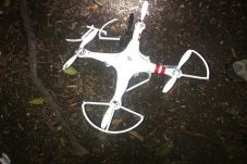 Drone Terobos Kompleks...