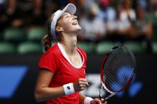 Semifinal Pertama Makarova...