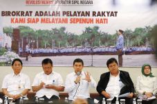 Aparatur Negara Wajib...