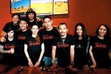 Kisah Band Kotak dalam...