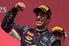 Ricciardo Siap Lampaui...
