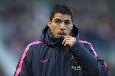 Laga Pembuktian Suarez...