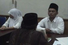 Pasangan Mesum Dinikahkan...