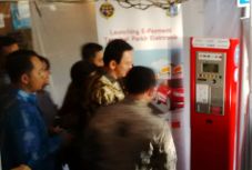 Parkir Elektronik Perluas...