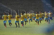 Kiper Persegres Bikin...