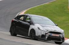 New Ford Focus RS Buka...