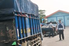 Overload, Muatan Truk...