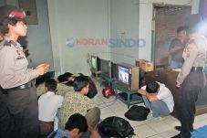 Sisir Lokasi PS, 16...