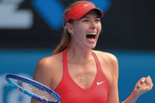 Sharapova Tantang Serena...