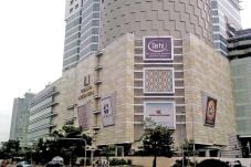 Grand Indonesia Kumpulkan...