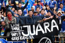 3.000 Bobotoh Kawal...