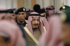 Raja Arab Saudi Rombak...