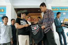 Yang Muda Tak Kalah...