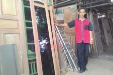 Penjualan Kusen Bekas...