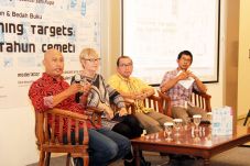 Cemeti dalam Turning...