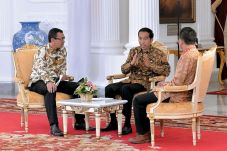 Jangan Menarik-narik...
