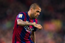 Agen Akui Alves Banjir...