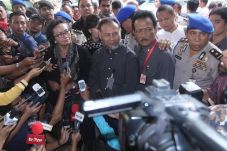 Didampingi 20 Pengacara,...