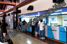Gerai Tiket di Bandara...