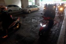 Pasca Tergenang, Lubang...