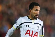 Aaron Lennon Merapat...
