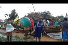 Angin Puting Beliung...