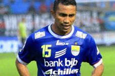 Dengan Terpaksa Persib...