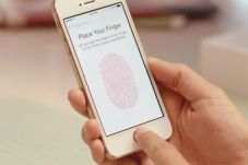 Apple Ajukan Paten Layar...