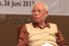 Pers Jangan Jadi Terompet...